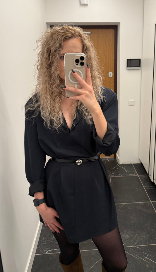 Suknelė su petukais